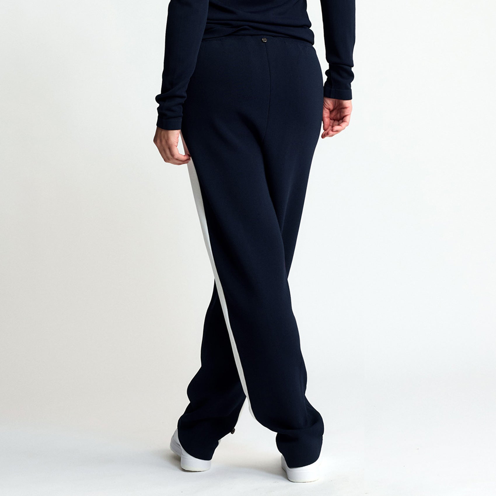 Base Layer Wide Leg Trouser | Navy